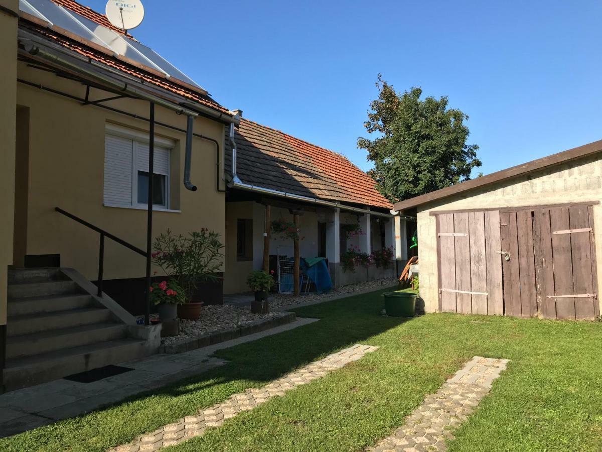Rozsa Vendeghaz Hotel Tokaj Exterior photo
